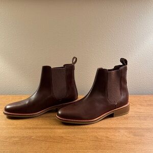 Clarks Rich Brown Leather Chelsea Boots